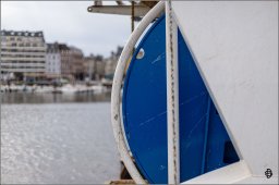 Sur les quais